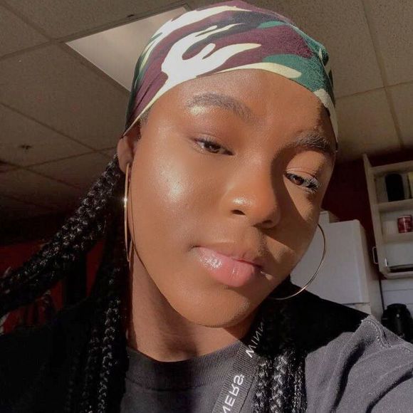 Meet your Posher, Precious - Picture 1 of 1